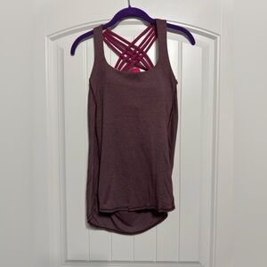 Lululemon Wild Tank in Heathered Bordeaux Drama / Wee Stripe Bon Bon Bordeaux